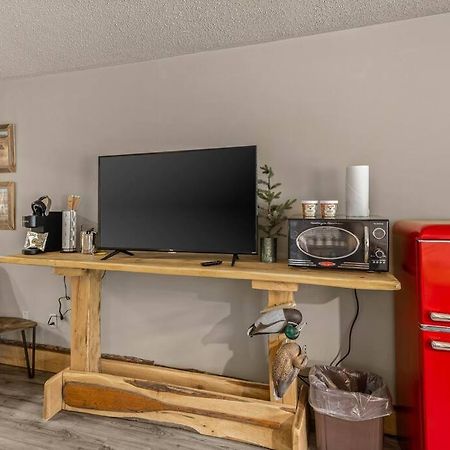 Stonegate Lodge King Bed, Wifi, 50In Tv, Fire Pit, Salt Water Pool Room # 310 Юрика Спрингс Экстерьер фото